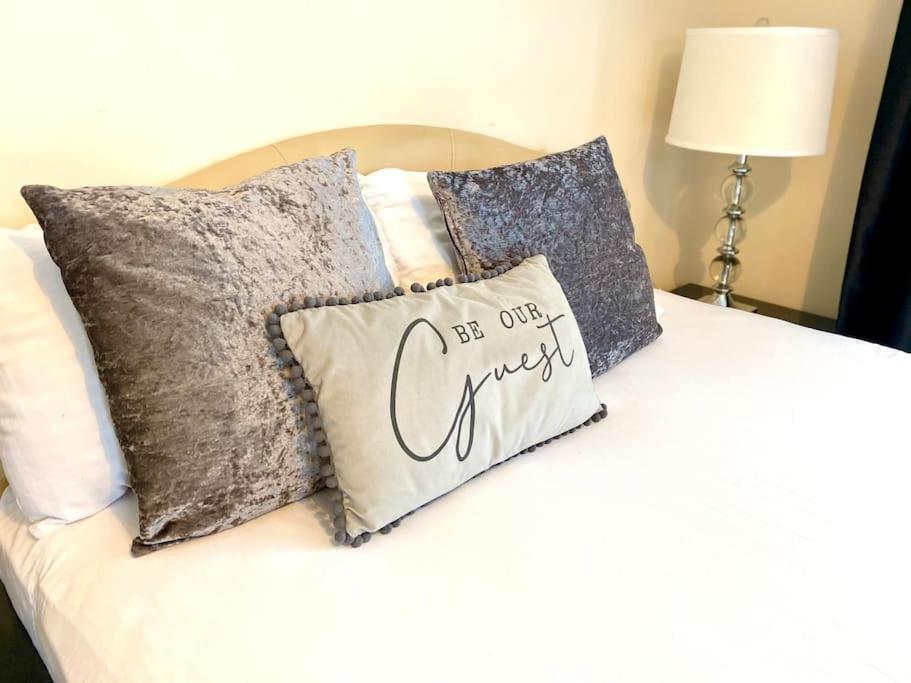 Amazing 2-Bed City Centre Apt With Parking Coventry Esterno foto